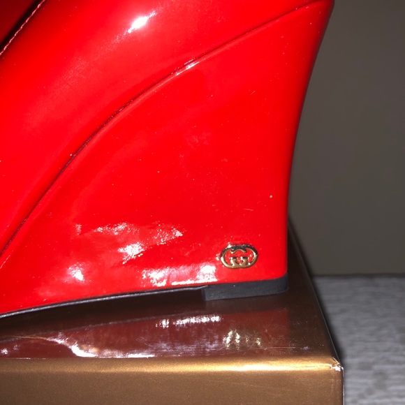 New Gucci wedge in patent red leather 7.5B - Picture 4 of 9